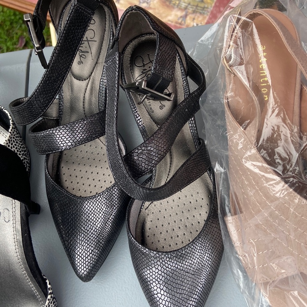 Lifestride Metallic Grey Heels